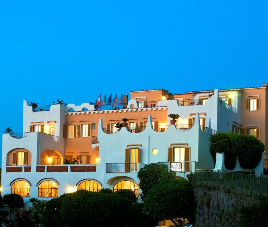 Hotel Casa Di Meglio Ísquia Exterior foto
